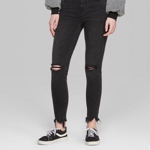 NWOT Wild Fable distressed skinny jeans size 20